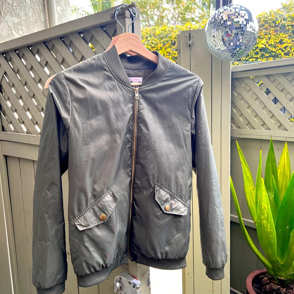Green bomber